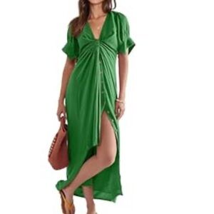 Never worn Elegant Green Maxi Dress size M
